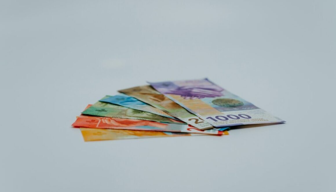 claudio-schwarz-bMjY04PmsNw-unsplash