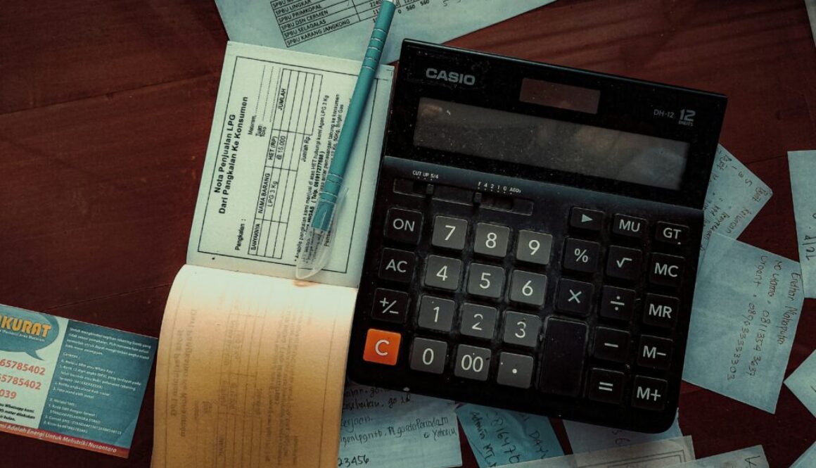 fin-0rHxkbcvQAE-unsplash