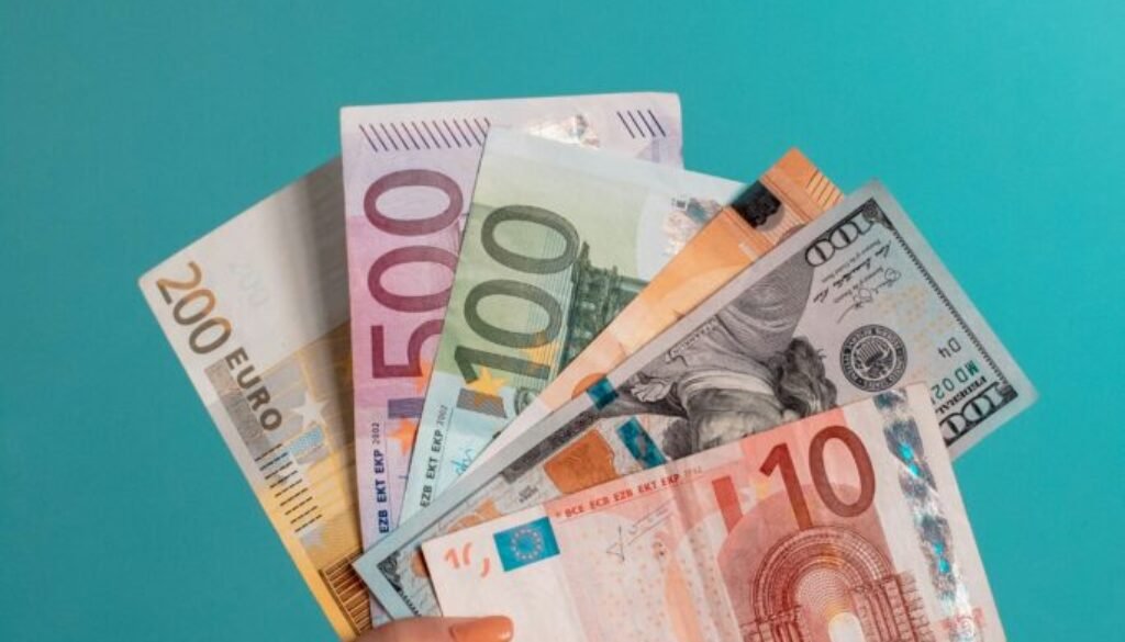 omid-armin-8Nppe0yLmn8-unsplash