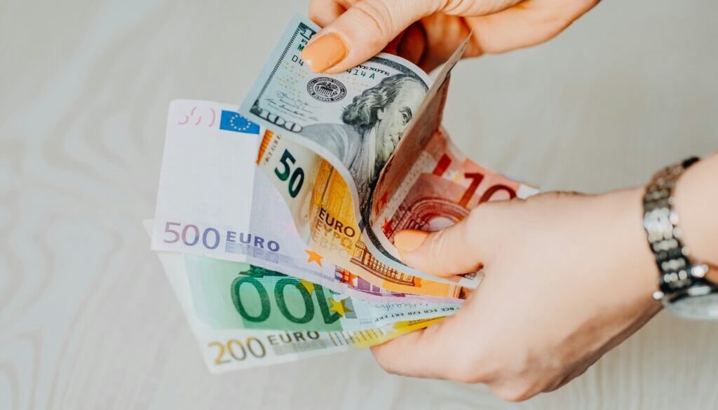 omid-armin-ESsGNnhUiCg-unsplash