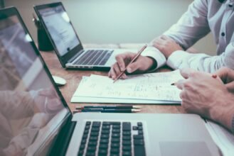 Can Green Card Holders File Taxes Jointly?