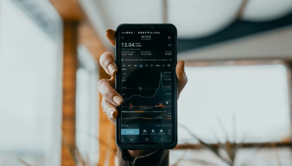 tech-daily-fZyRI4MSUiI-unsplash