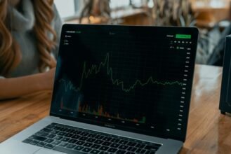 ETFs vs Stocks: Which Is Better for Beginners?