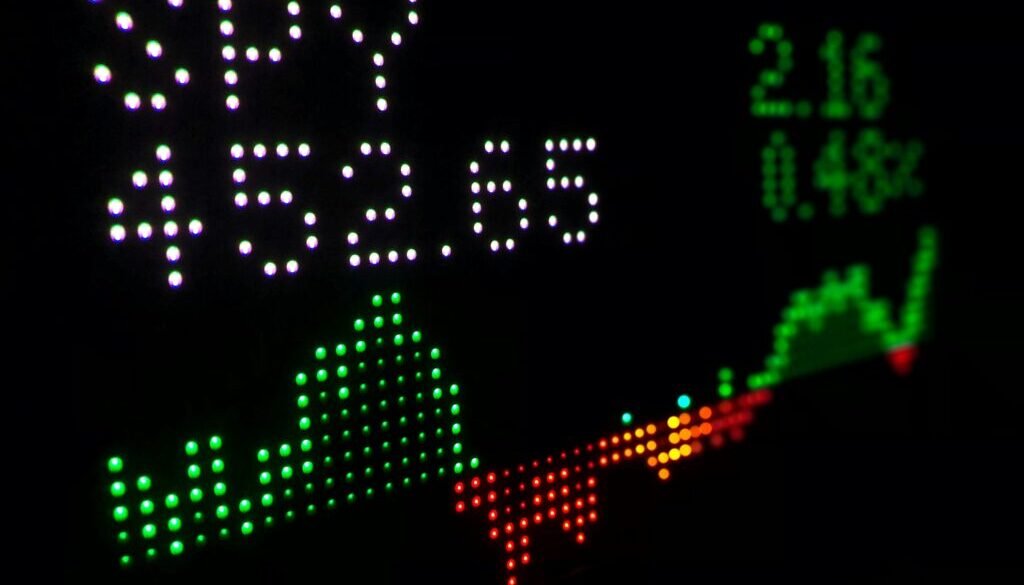 tyler-prahm-lmV3gJSAgbo-unsplash